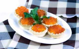 Тарталетки: варианты приготовления праздничной закуски с икрой