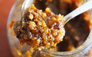 Витаминная смесь из кураги, изюма, орехов, меда и лимона для иммунитета