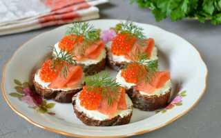 Салат с красной икрой и крабовыми палочками. 6 очень вкусных рецептов