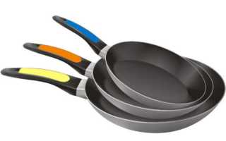 Тефлоновые сковородки признали смертельно опасными