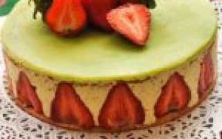 Клубничный торт с фисташковым кремом «Фрезье»